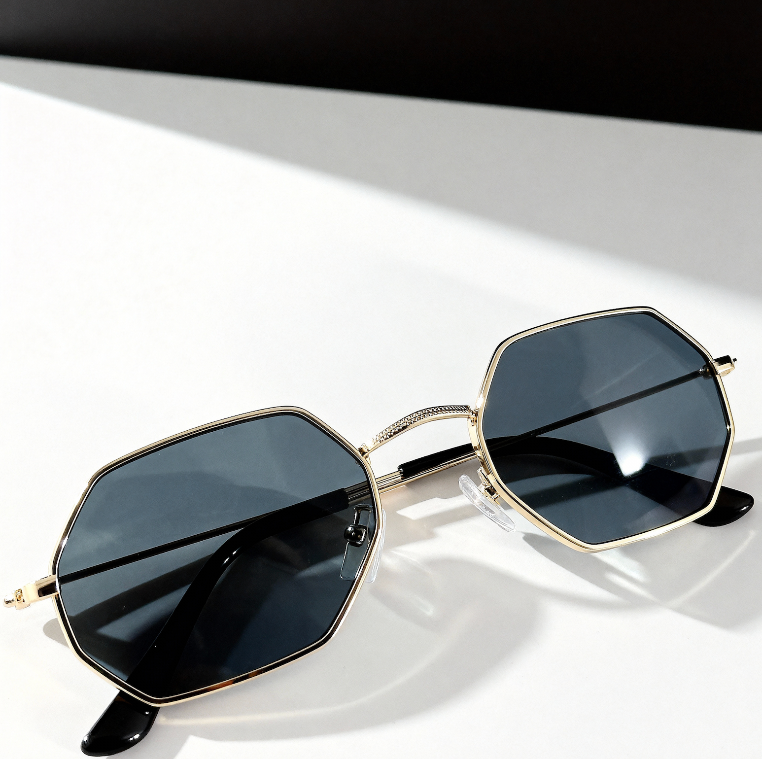 Noura Lens | Buy 1 Get 6 Free !